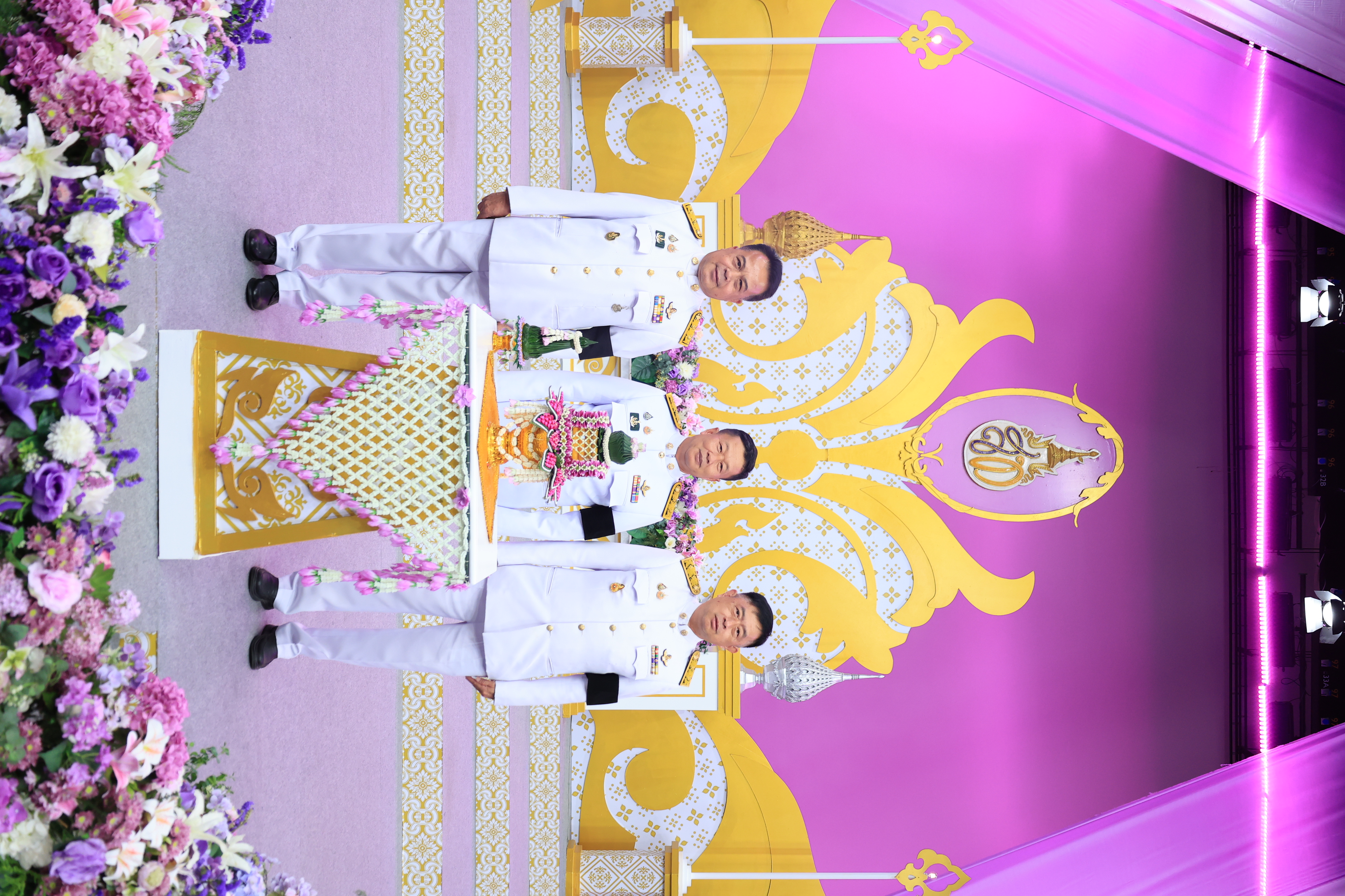 title - คณะผู้บริหาร ส.ป.ก. บันทึกเทปถวายพระพรชัยมงคล สมเด็จพระนางเจ้าสุทิดา พัชรสุธาพิมลลักษณ พระบรมราชินี เนื่องในโอกาสวันเฉลิมพระชนมพรรษา 48 พรรษา